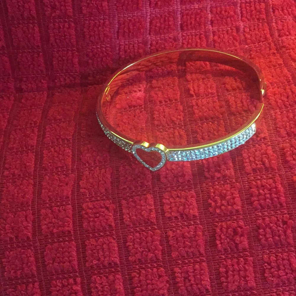 Diamond bangle